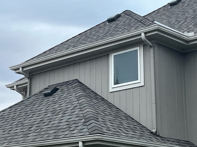 Buck Roofing CertainTeed Northgate ClimateFlex shingles added to a house roof