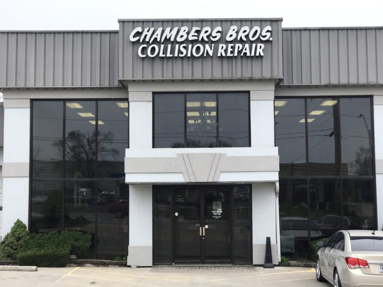 Chamber Brothers Collision, Grandview, MO