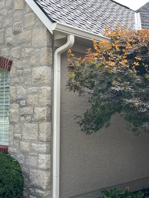 Senox - 6” gutters and 3 x 4” downspouts in color Cameo